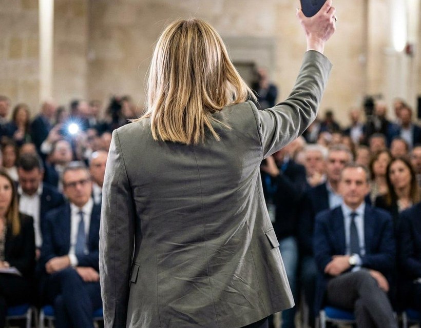 Aggiornamenti dall'Italia.